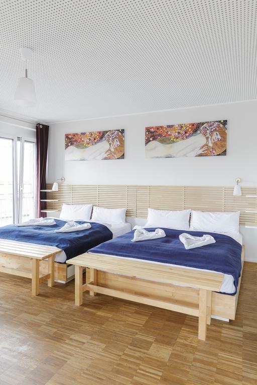 Nonstop Hotel Augsburg - Ubernacht - Hostelhotelhome Room photo