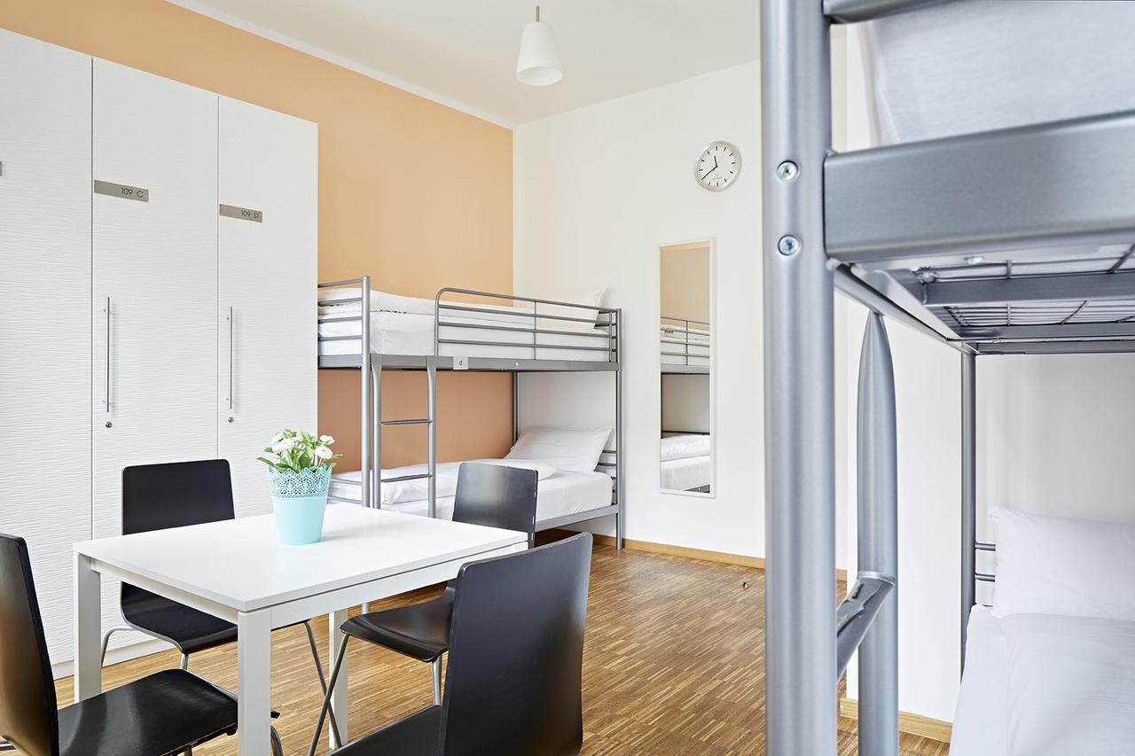 Nonstop Hotel Augsburg - Ubernacht - Hostelhotelhome Exterior photo